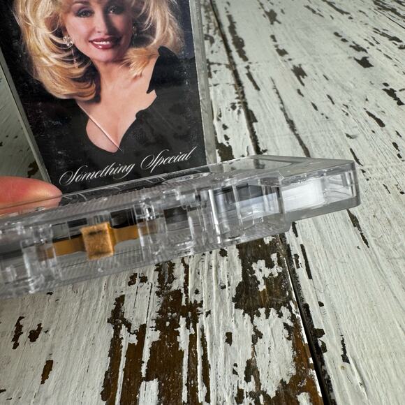 Dolly Parton Something Special 1995 Sony Music Cassette Tape Country Classic Vtg - Picture 6 of 7